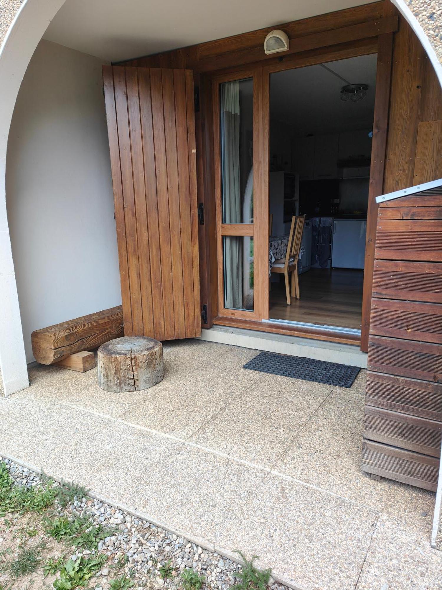 Studio Avec Jardin Et Garage, Proche Super Venosc Λε Ντεζ Αλπ Εξωτερικό φωτογραφία